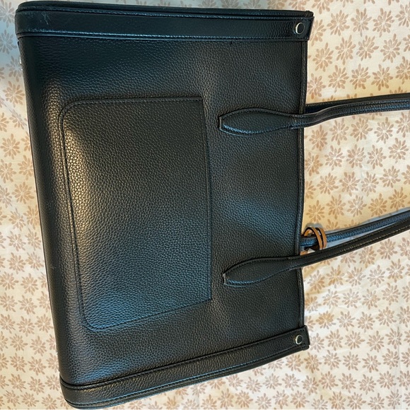 Market Pebbled Leather Medium Tote - Picture 7 of 8